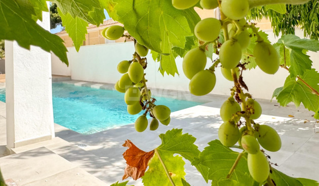 Odsprzedaż - Villa - Torrevieja - Los Balcones - Los Altos del Edén