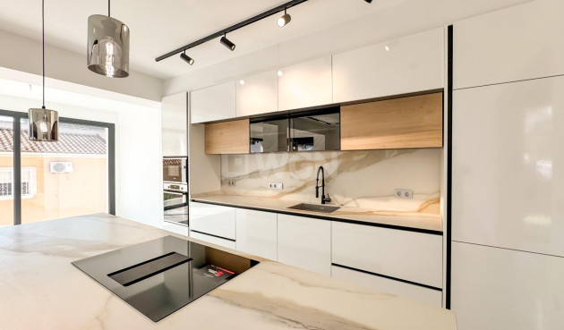 Odsprzedaż - Villa - Torrevieja - Los Balcones - Los Altos del Edén