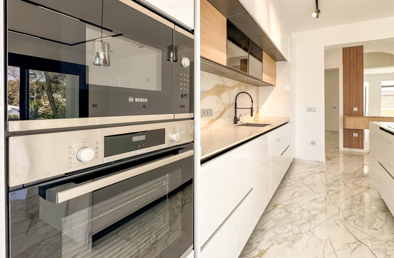 Odsprzedaż - Villa - Torrevieja - Los Balcones - Los Altos del Edén