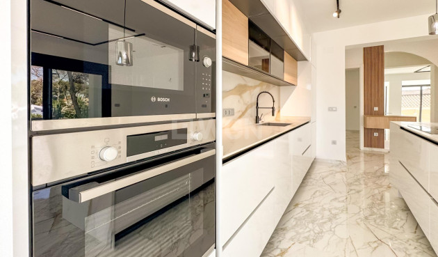 Odsprzedaż - Villa - Torrevieja - Los Balcones - Los Altos del Edén