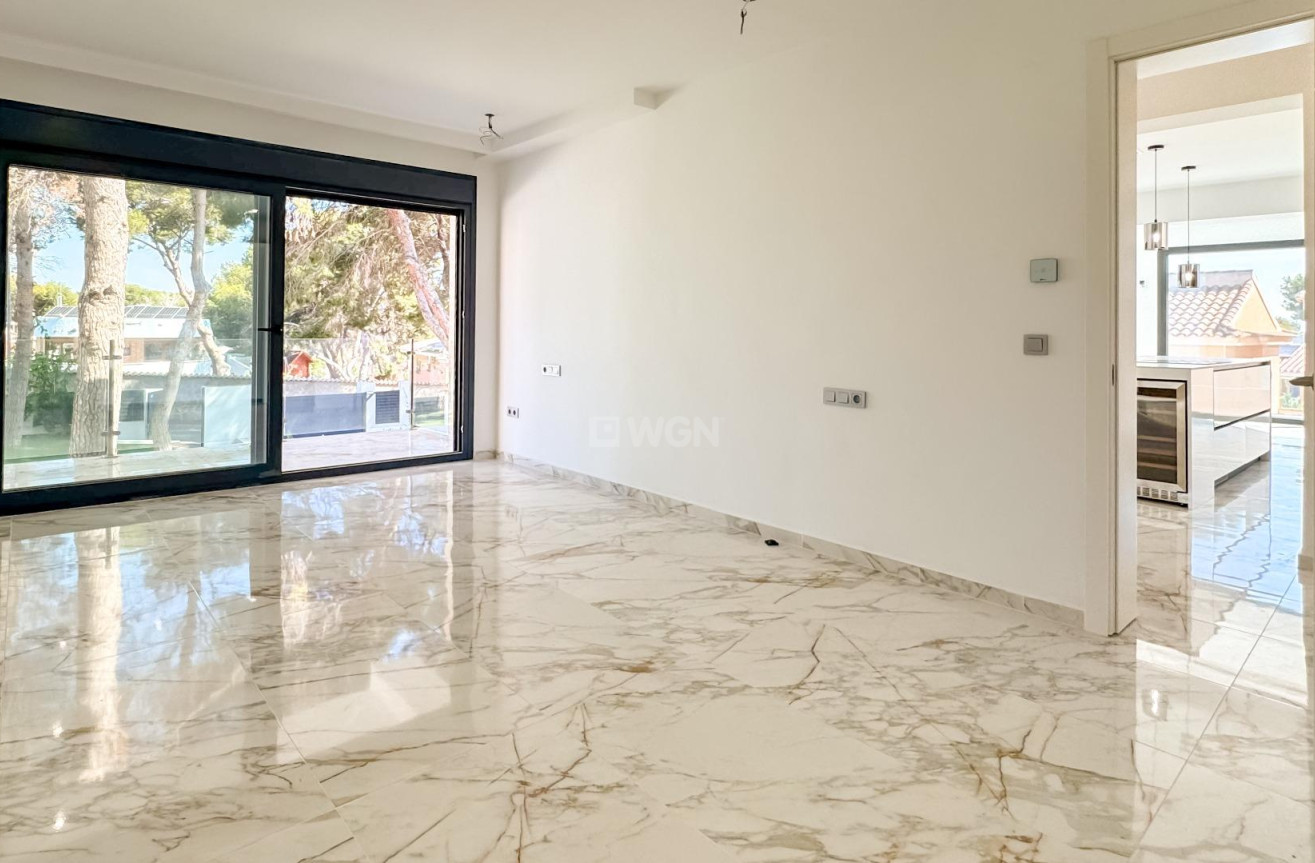 Odsprzedaż - Villa - Torrevieja - Los Balcones - Los Altos del Edén