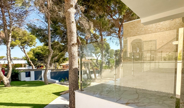 Odsprzedaż - Villa - Torrevieja - Los Balcones - Los Altos del Edén