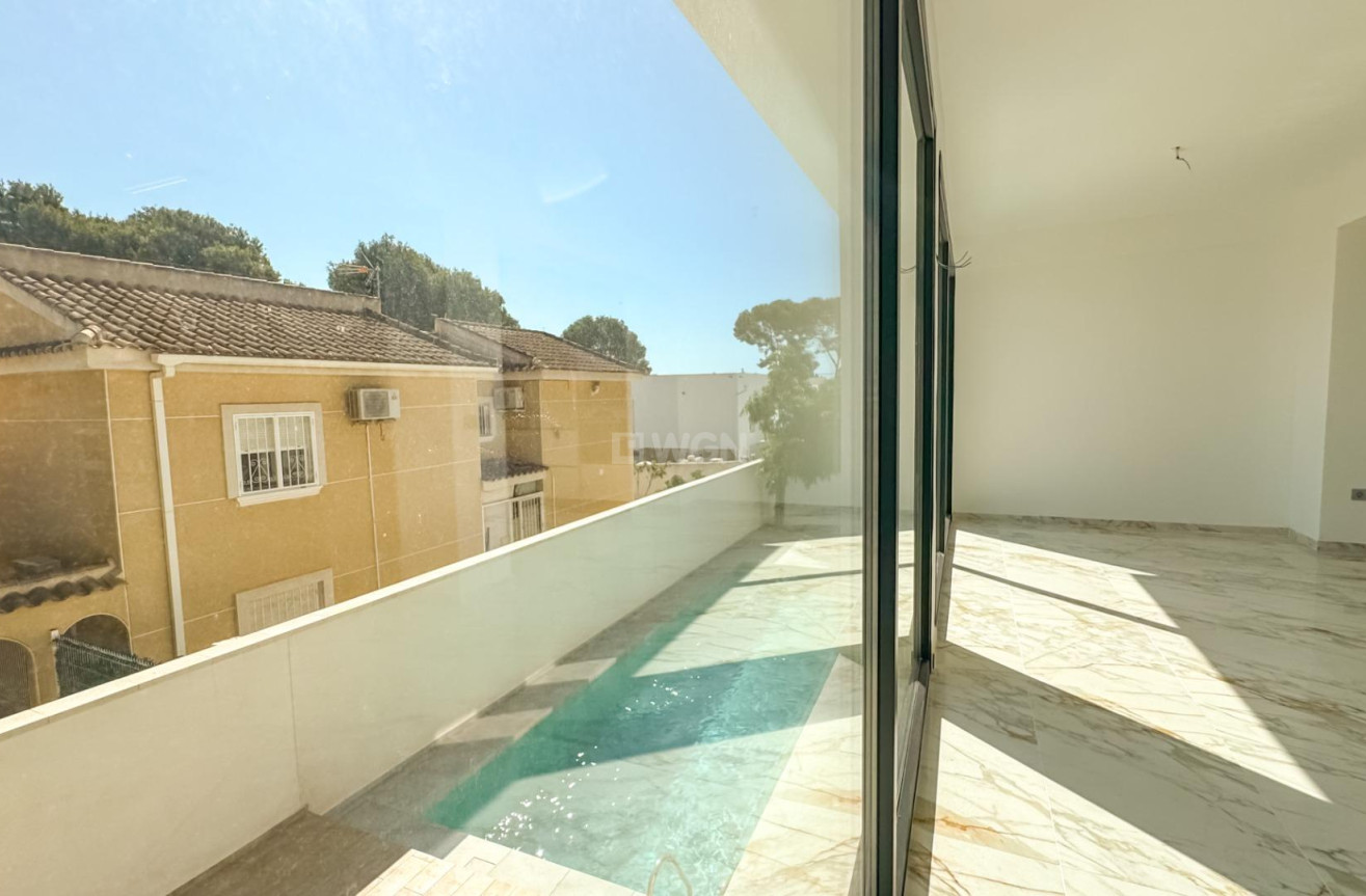 Odsprzedaż - Villa - Torrevieja - Los Balcones - Los Altos del Edén