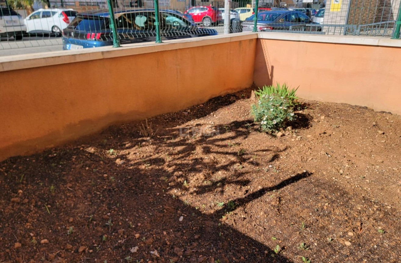 Resale - Property - Torrevieja - aguas nuevas