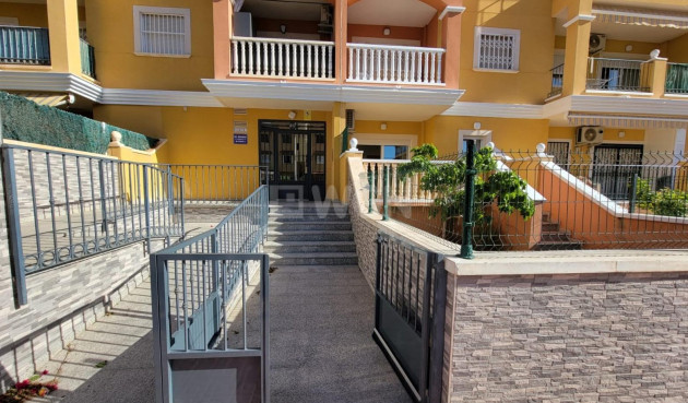 Resale - Property - Torrevieja - aguas nuevas