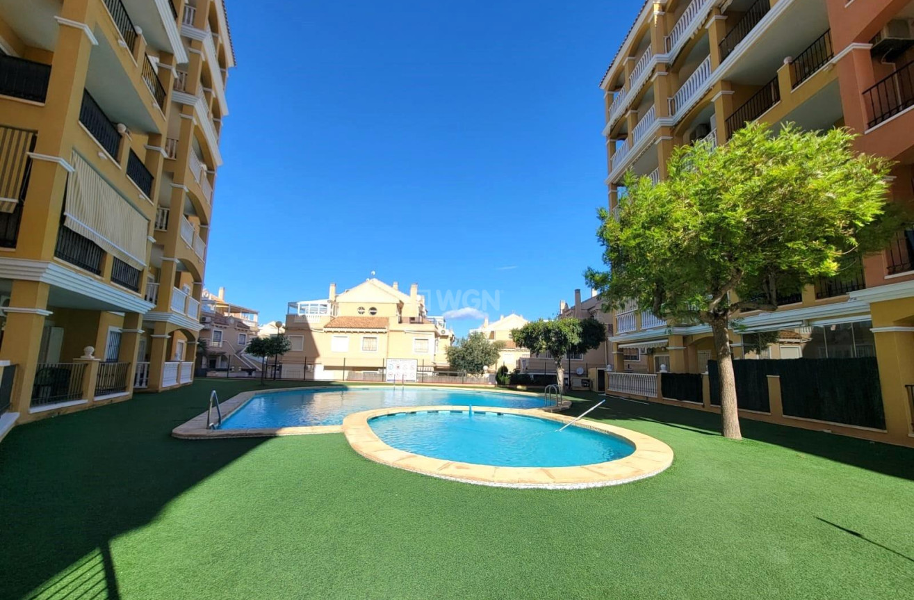 Resale - Property - Torrevieja - aguas nuevas