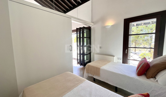 Wiederverkauf - Stadthaus - Sucina - Inland