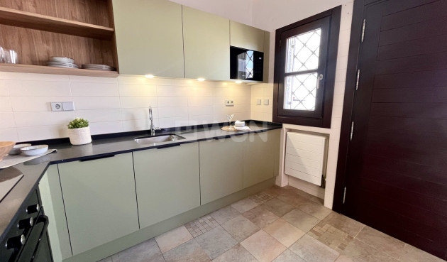 Wiederverkauf - Stadthaus - Sucina - Inland