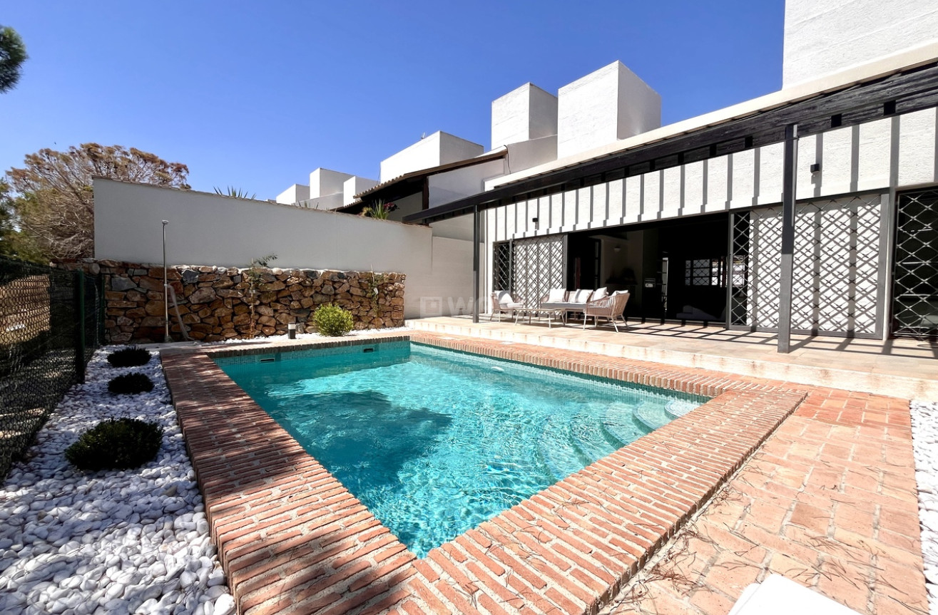 Wiederverkauf - Stadthaus - Sucina - Inland