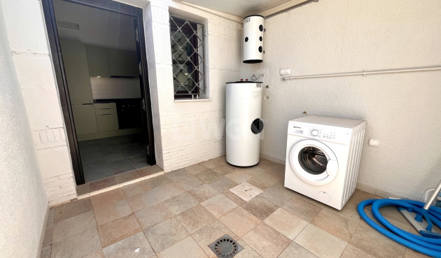 Wiederverkauf - Stadthaus - Sucina - Inland