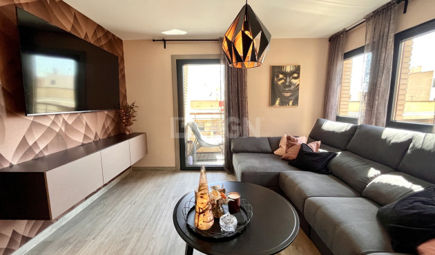 Odsprzedaż - Mieszkanie w bloku - Almoradí - Inland