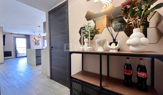 Odsprzedaż - Mieszkanie w bloku - Almoradí - Inland