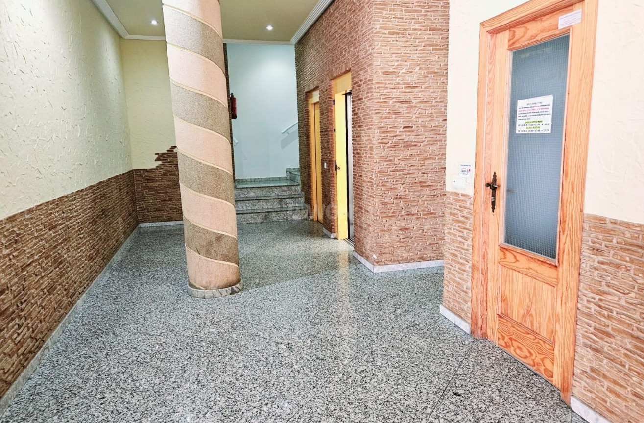 Reventa - Ático - Torrevieja - Estacion De Autobuses