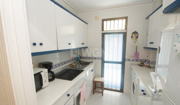 Resale - Apartment / flat - Torrevieja - Mar Azul