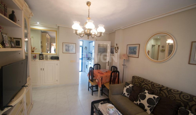 Resale - Apartment / flat - Torrevieja - Mar Azul