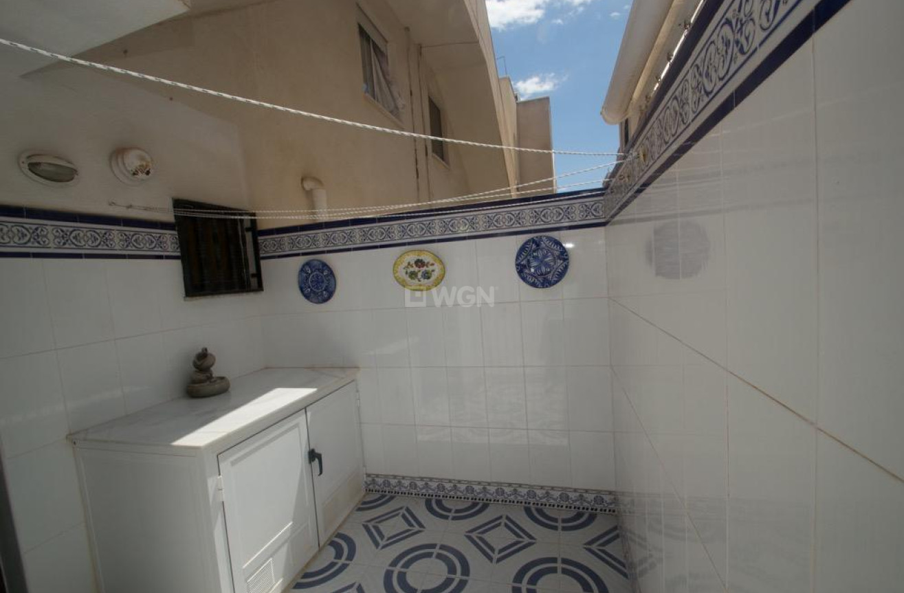 Resale - Apartment / flat - Torrevieja - Mar Azul