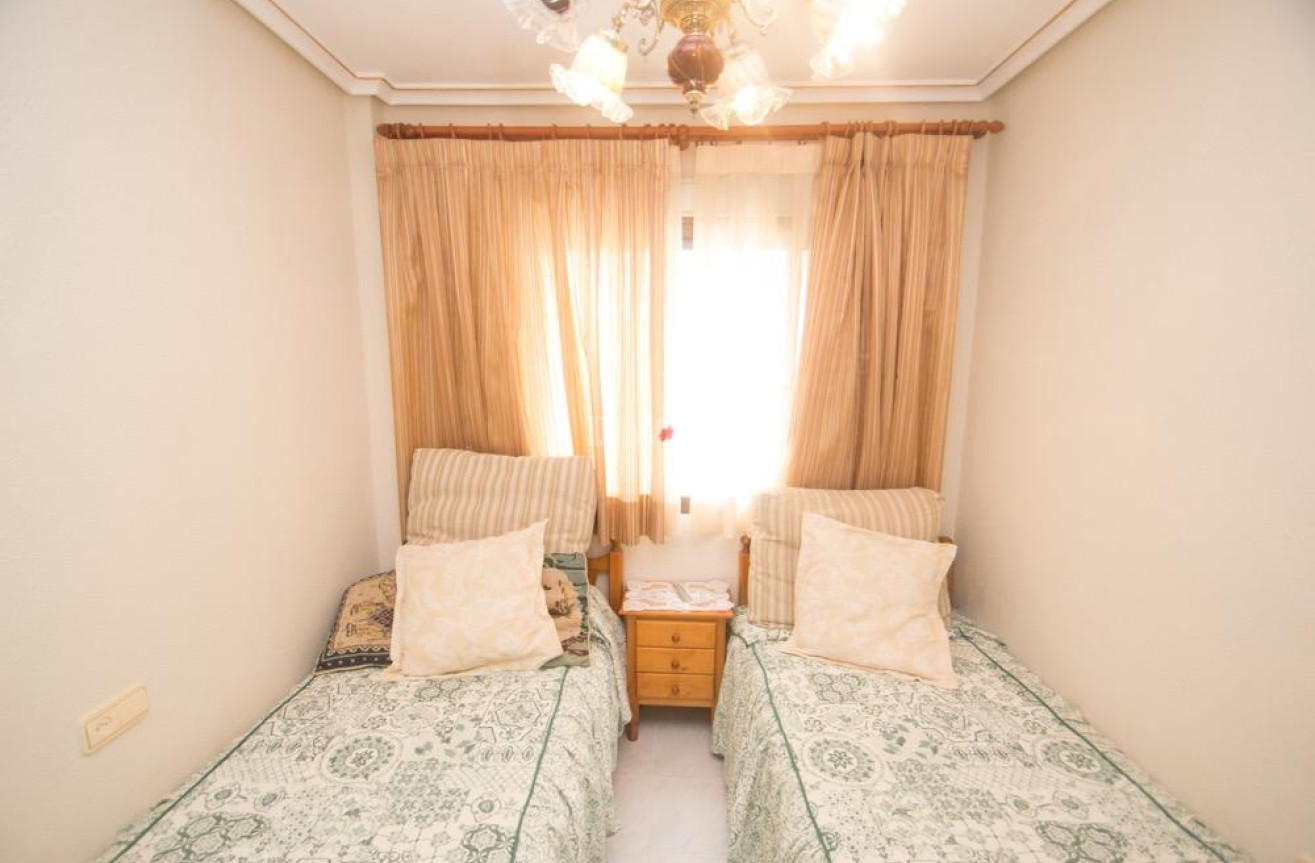 Resale - Apartment / flat - Torrevieja - Mar Azul