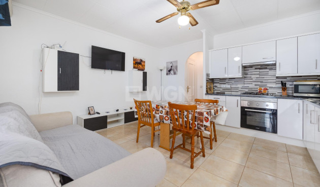 Odsprzedaż - Kamienica - Torrevieja - La Siesta - El Salado - Torreta