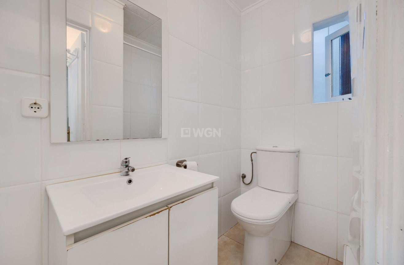 Odsprzedaż - Kamienica - Torrevieja - La Siesta - El Salado - Torreta