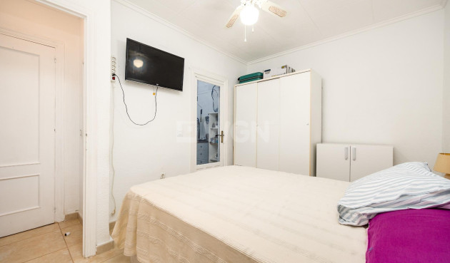 Odsprzedaż - Kamienica - Torrevieja - La Siesta - El Salado - Torreta