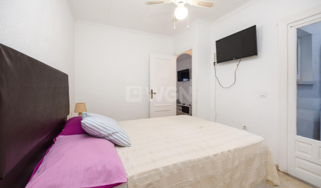 Odsprzedaż - Kamienica - Torrevieja - La Siesta - El Salado - Torreta