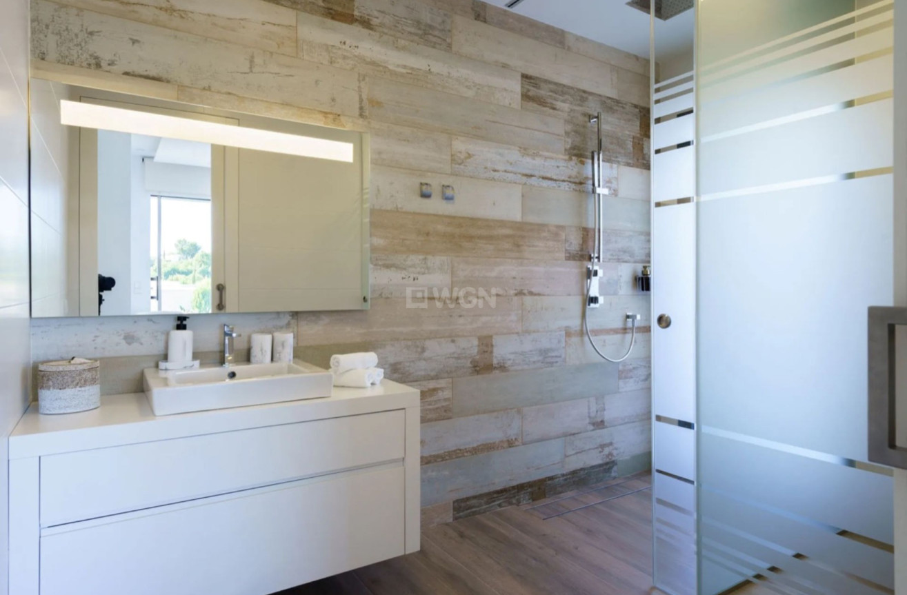 Reventa - Villa - San Miguel de Salinas - Inland