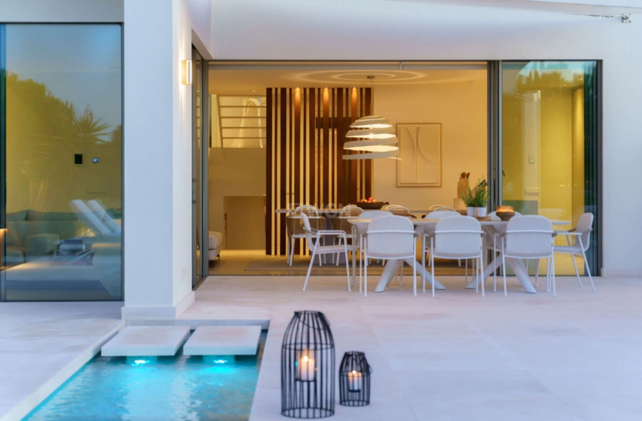 Reventa - Villa - San Miguel de Salinas - Inland