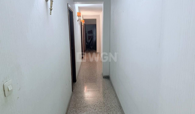 Odsprzedaż - Mieszkanie w bloku - Torrevieja - Puerto