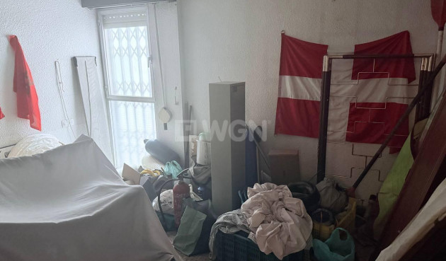 Odsprzedaż - Mieszkanie w bloku - Torrevieja - Puerto