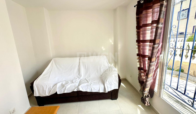 Odsprzedaż - Kamienica - Torrevieja - Carrefour