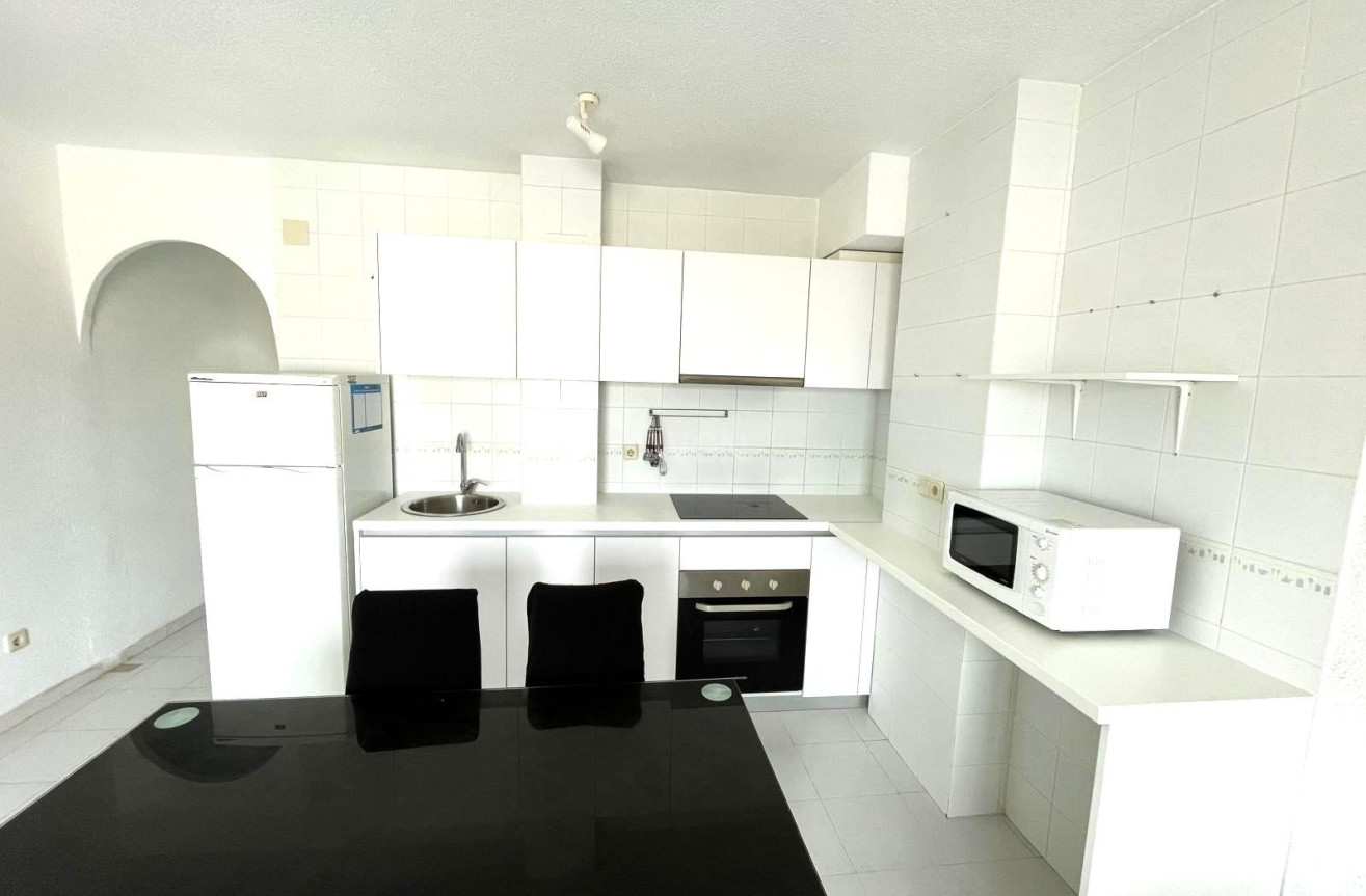 Resale - Apartment / flat - Torrevieja - Centro