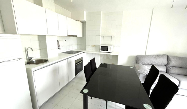 Resale - Apartment / flat - Torrevieja - Centro
