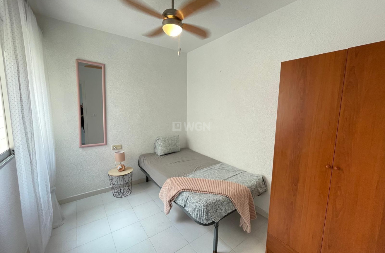 Resale - Apartment / flat - Torrevieja - Centro