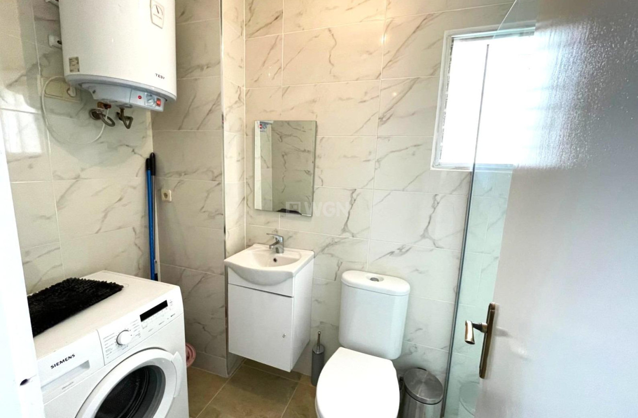 Resale - Apartment / flat - Torrevieja - Centro