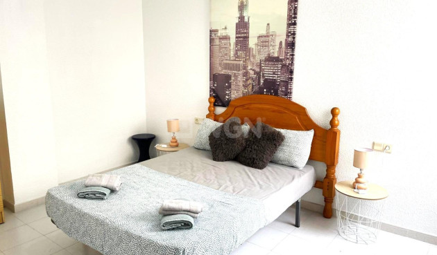 Resale - Apartment / flat - Torrevieja - Centro