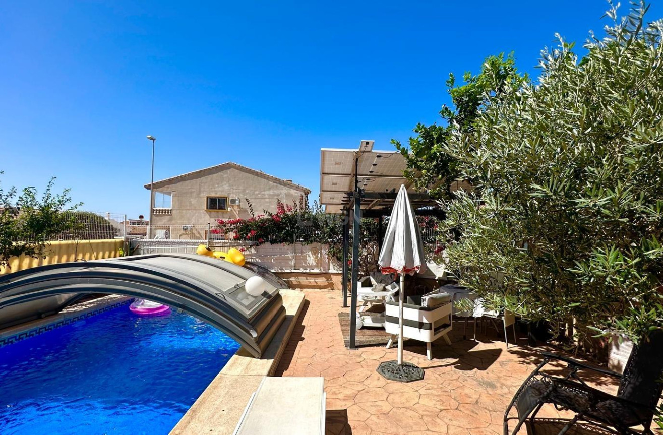 Reventa - Villa - Orihuela Costa - La Regia