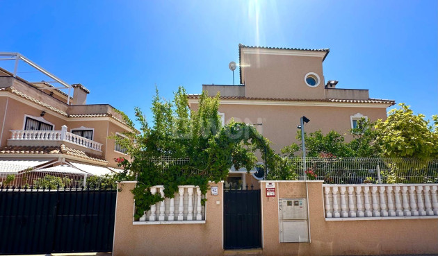 Reventa - Villa - Orihuela Costa - La Regia