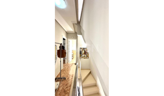 Reventa - Villa - Orihuela Costa - La Regia