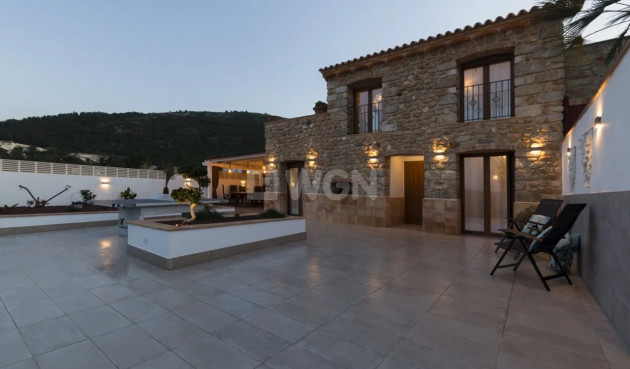 Resale - Villa - Jalón - Inland