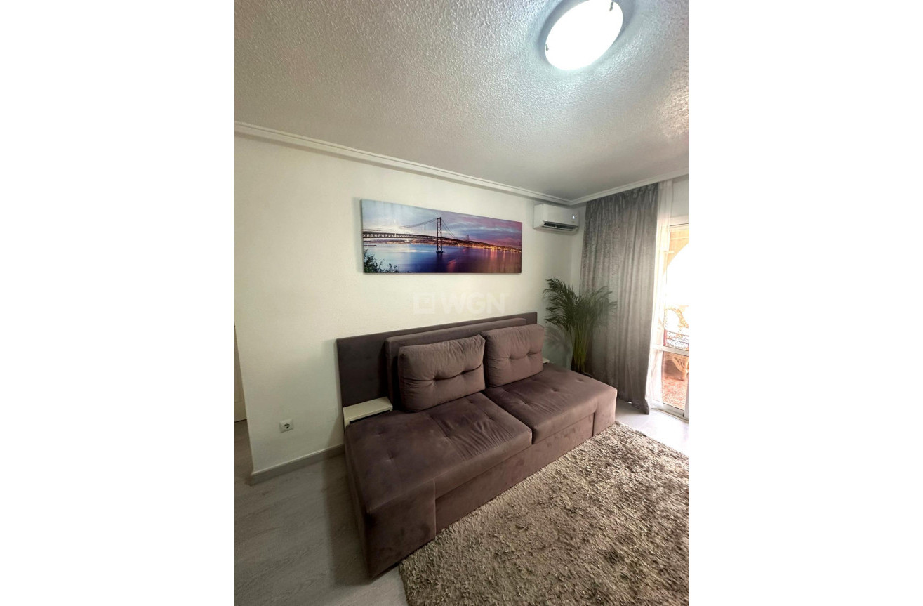 Resale - Apartment / flat - Torrevieja - Centro