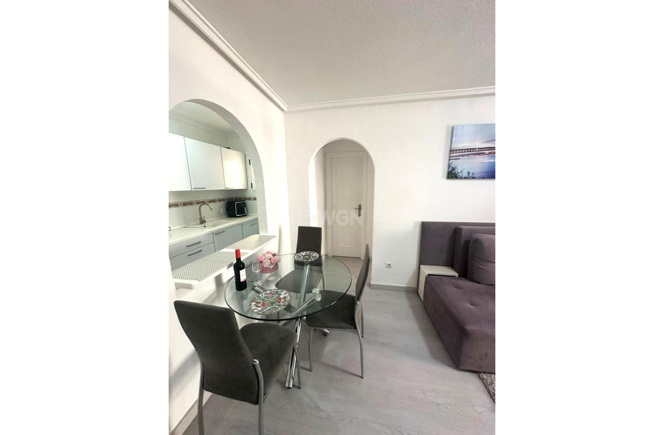 Resale - Apartment / flat - Torrevieja - Centro