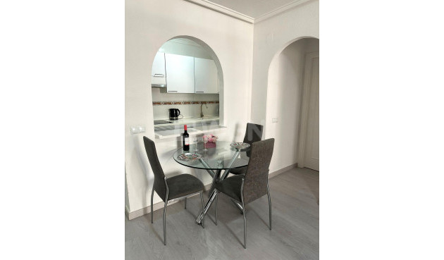 Resale - Apartment / flat - Torrevieja - Centro