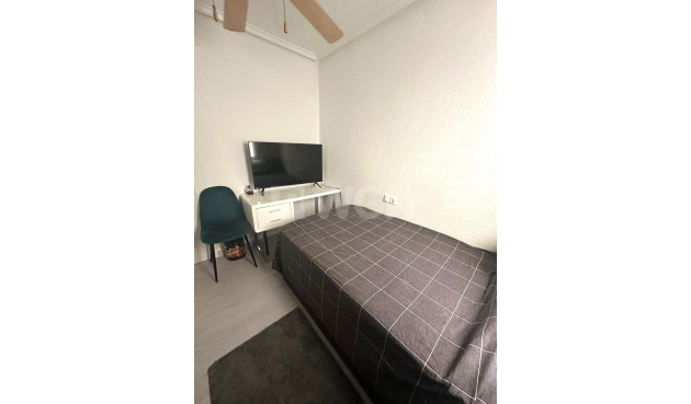 Resale - Apartment / flat - Torrevieja - Centro