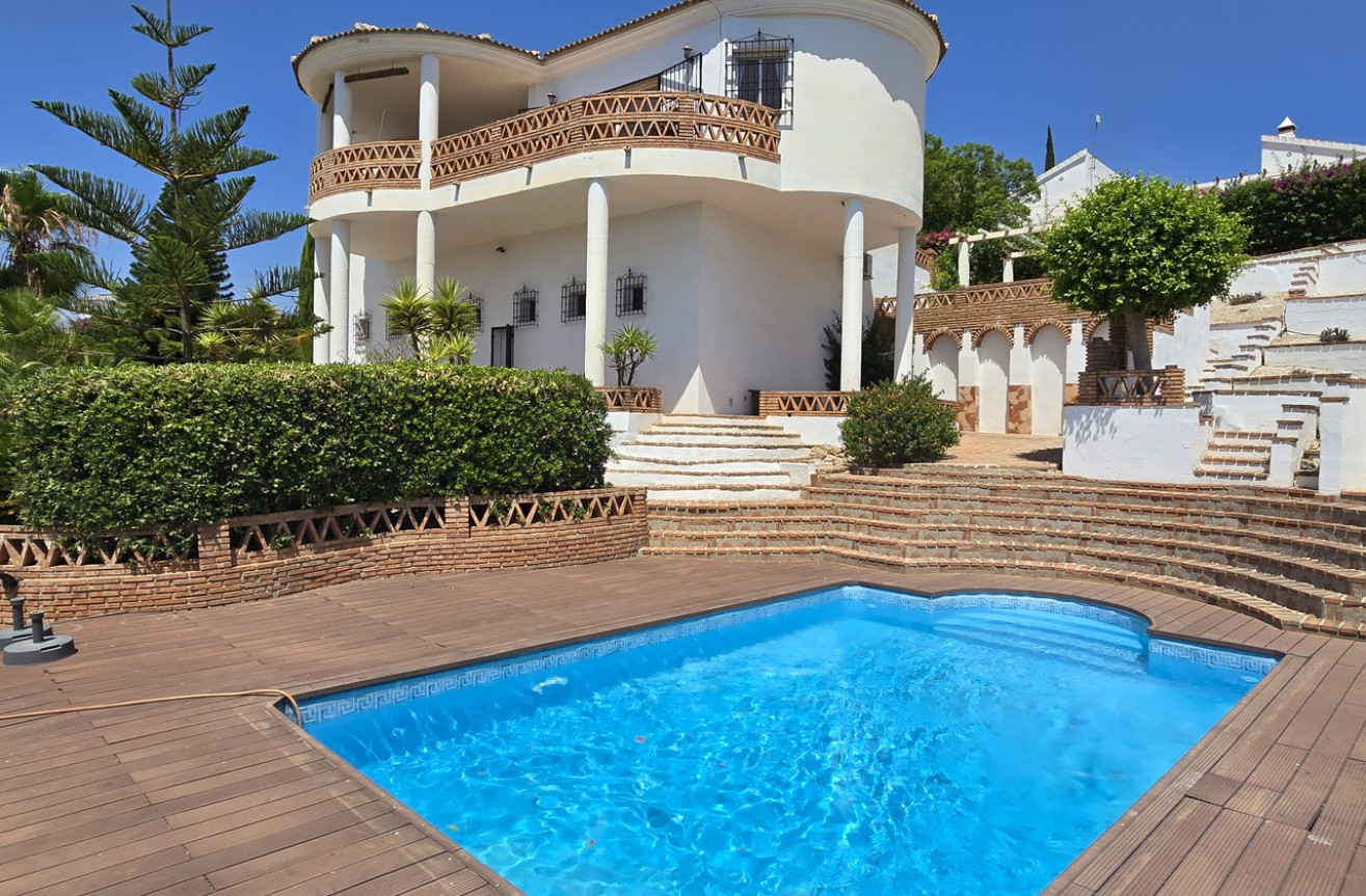 Odsprzedaż - Villa - Alcaucín - Inland