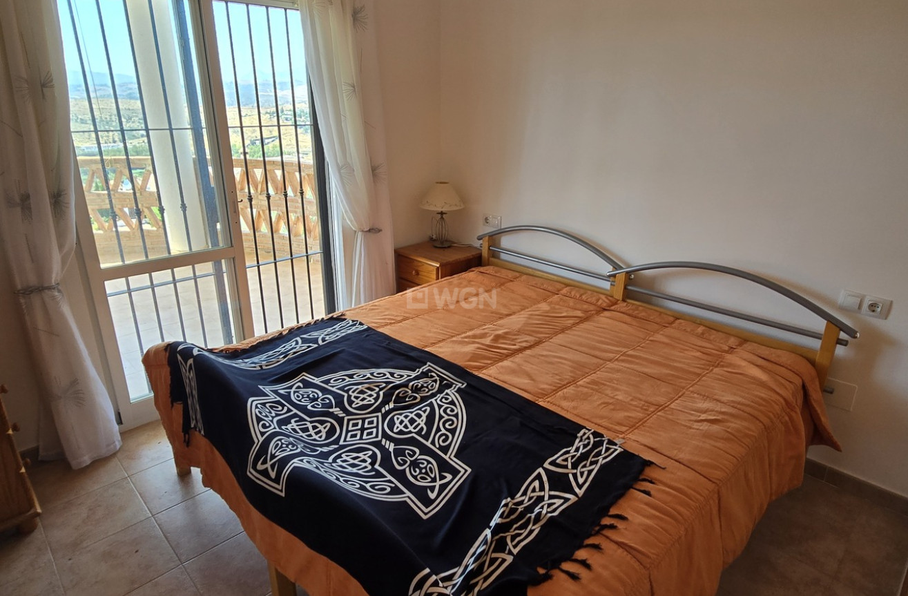 Odsprzedaż - Villa - Alcaucín - Inland