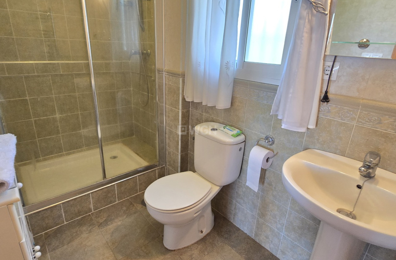 Odsprzedaż - Villa - Alcaucín - Inland