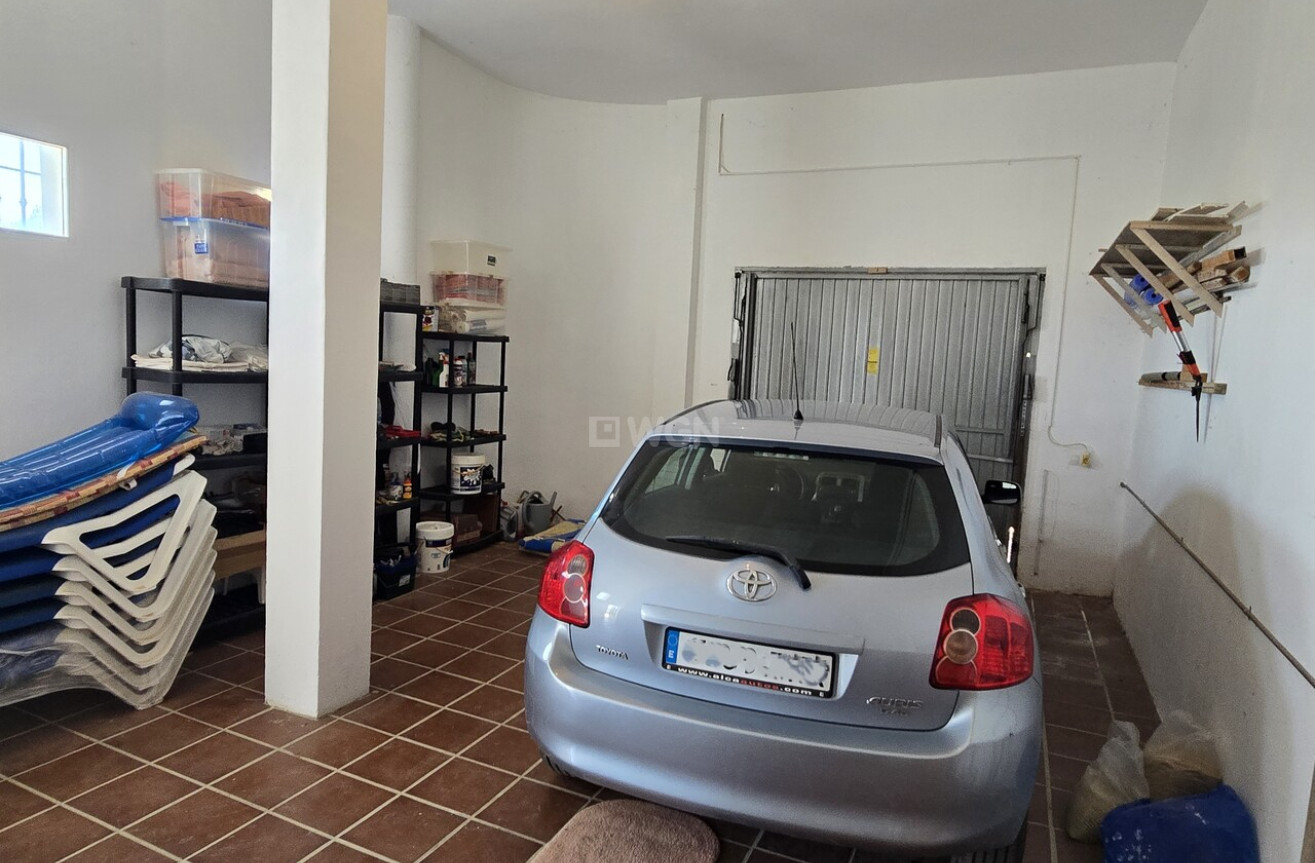 Odsprzedaż - Villa - Alcaucín - Inland