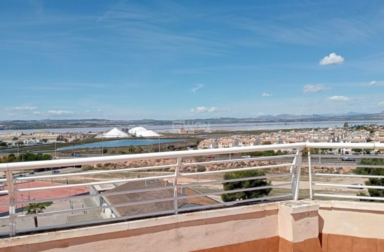 Resale - Apartment / flat - Torrevieja - Costa Blanca