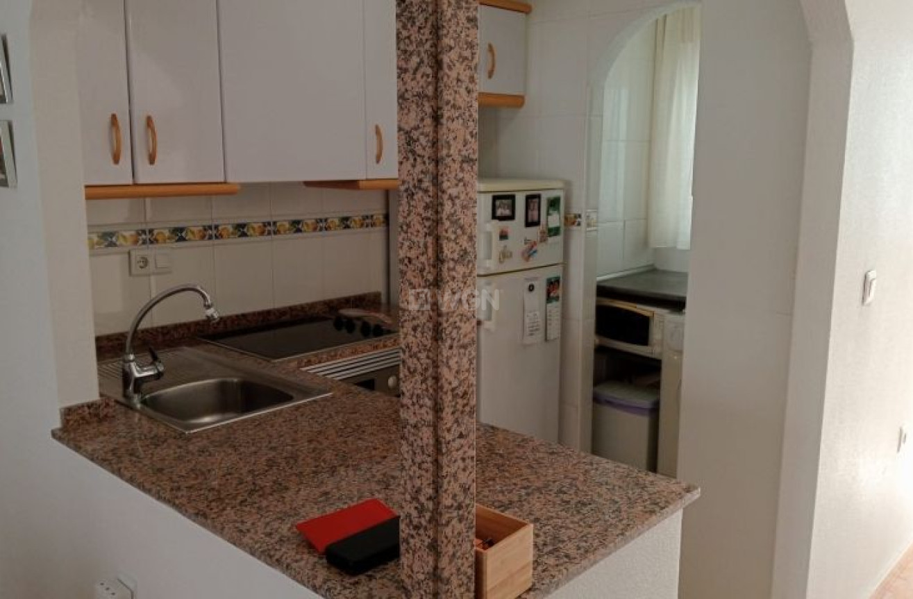Resale - Apartment / flat - Torrevieja - Costa Blanca