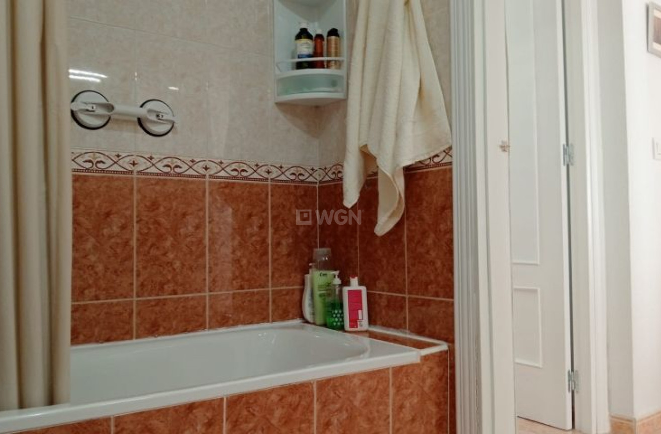 Resale - Apartment / flat - Torrevieja - Costa Blanca